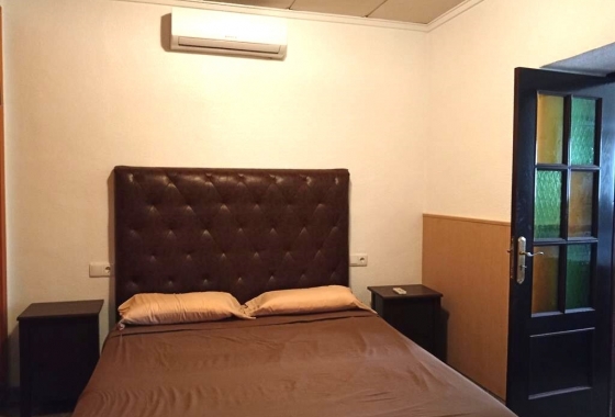 Resale - Townhouse - Los Montesinos - PUEBLO CENTRO