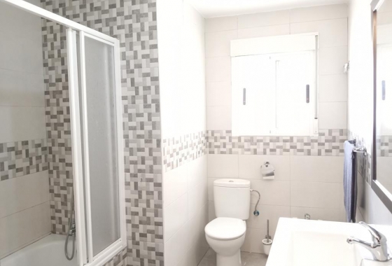Resale - Townhouse - Los Montesinos - PUEBLO CENTRO