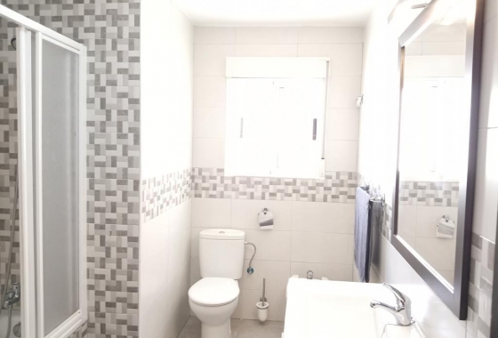 Resale - Townhouse - Los Montesinos - PUEBLO CENTRO