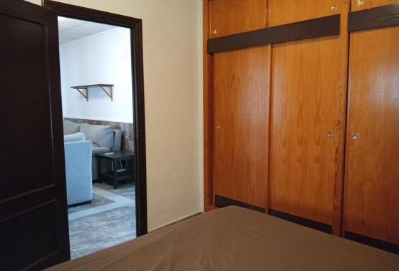 Resale - Townhouse - Los Montesinos - PUEBLO CENTRO