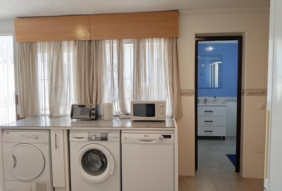Resale - Townhouse - Los Montesinos - PUEBLO CENTRO