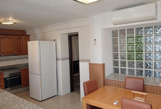 Resale - Townhouse - Los Montesinos - PUEBLO CENTRO