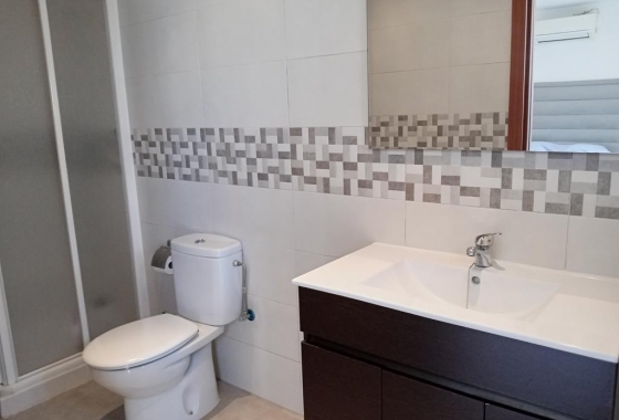 Resale - Townhouse - Los Montesinos - PUEBLO CENTRO