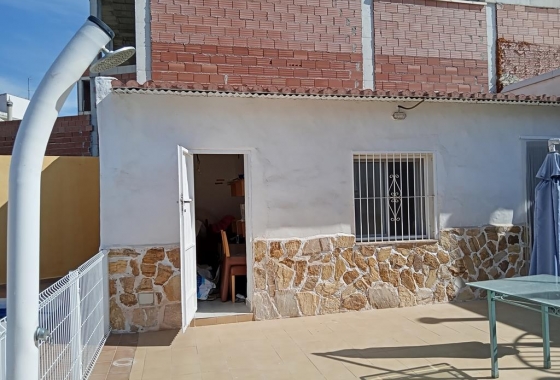 Resale - Townhouse - Los Montesinos - PUEBLO CENTRO