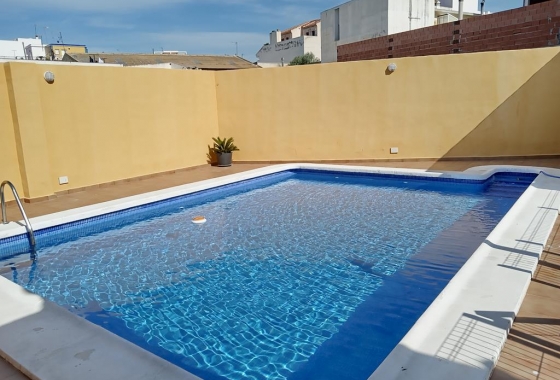 Resale - Townhouse - Los Montesinos - PUEBLO CENTRO