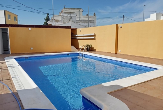 Resale - Townhouse - Los Montesinos - PUEBLO CENTRO