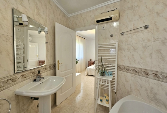 Resale - Villa - Ciudad Quesada - Lo Marabú