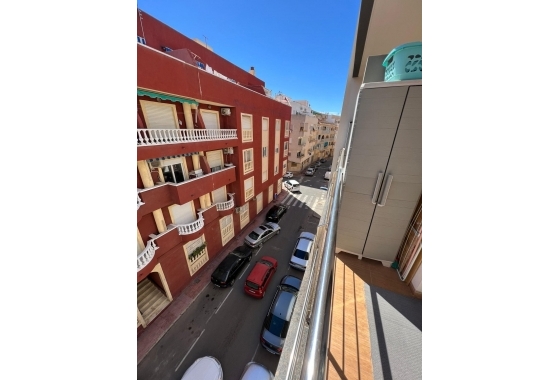 Resale - Apartment / flat - Torrevieja - Centro