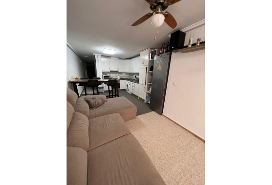 Resale - Apartment / flat - Torrevieja - Centro