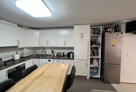 Resale - Apartment / flat - Torrevieja - Centro