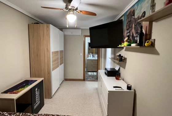 Resale - Apartment / flat - Torrevieja - Centro