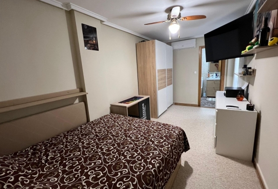 Resale - Apartment / flat - Torrevieja - Centro
