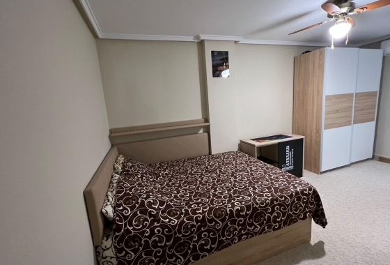 Resale - Apartment / flat - Torrevieja - Centro