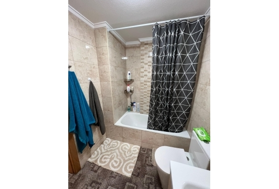 Resale - Apartment / flat - Torrevieja - Centro