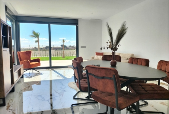 New Build - Chalet - Pilar de la Horadada