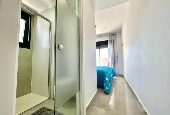 Resale - Apartment / flat - Pilar de la Horadada - Costa Blanca