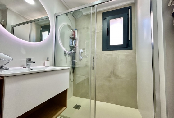 Resale - Apartment / flat - Pilar de la Horadada - Costa Blanca