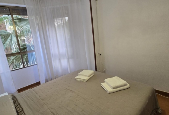 Revente - Appartement - Torrevieja - Centro