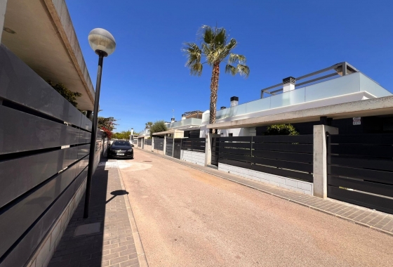 Resale - Villa - Orihuela Costa - Lomas De Cabo Roig