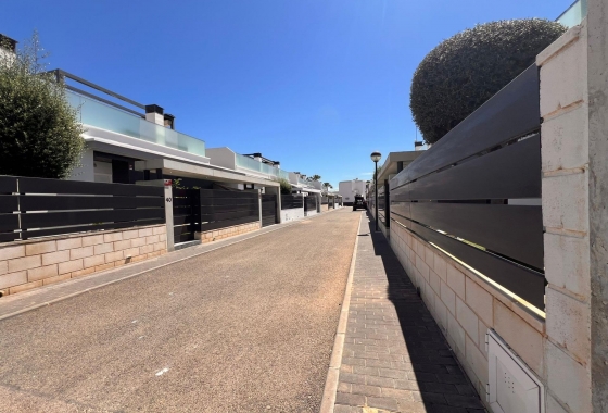 Resale - Villa - Orihuela Costa - Lomas De Cabo Roig