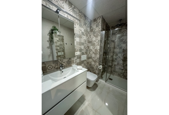 Resale - Apartment / flat - Torrevieja - AMANECER