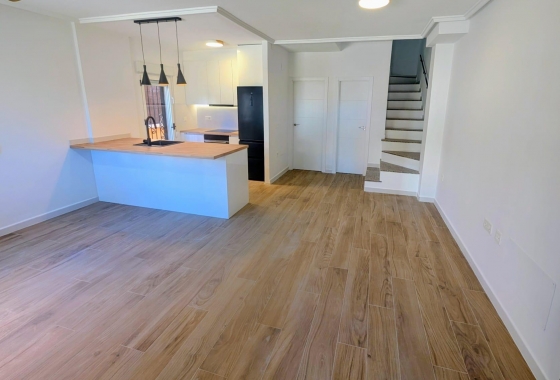 Revente - Villa - Orihuela Costa - Costa Blanca