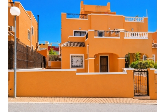 Revente - Villa - Orihuela Costa - Costa Blanca