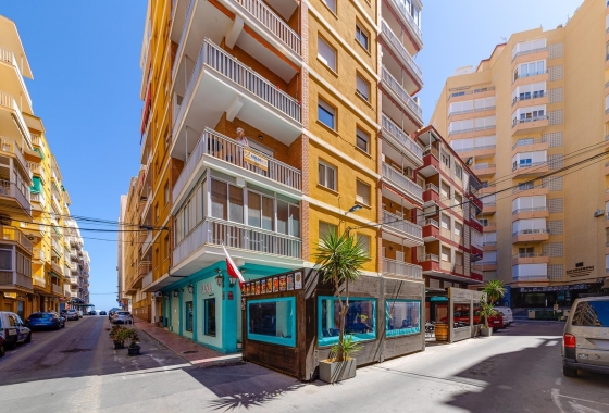Återförsäljning - Lägenhet / lägenhet - Torrevieja - Playa del Cura