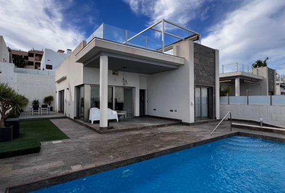 Revente - Villa - Orihuela Costa - Costa Blanca