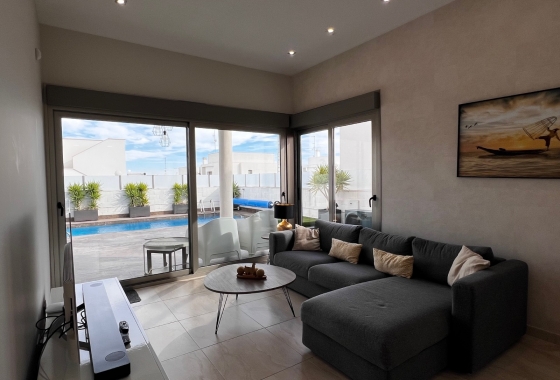 Revente - Villa - Orihuela Costa - Costa Blanca