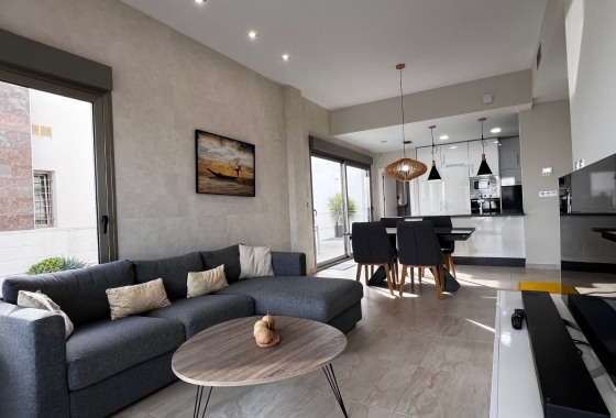 Revente - Villa - Orihuela Costa - Costa Blanca