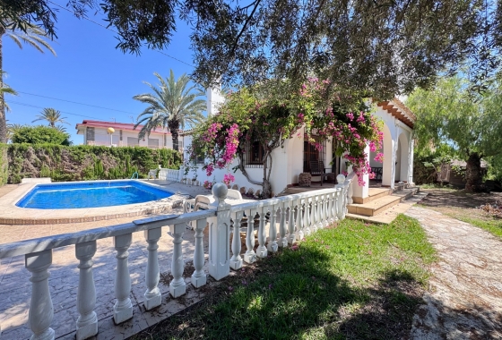 Revente - Villa - Orihuela Costa - Costa Blanca