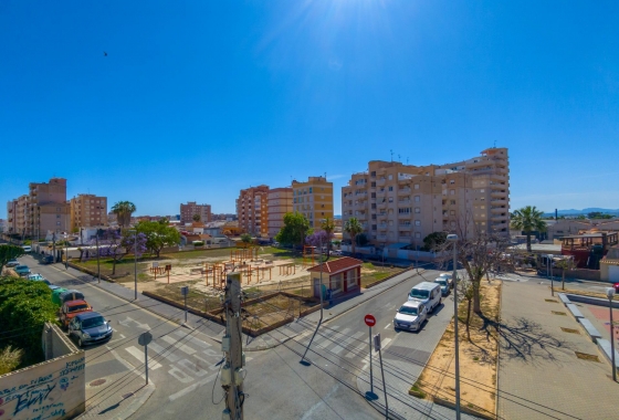 Revente - Maison de ville - Torrevieja - Nueva Torrevieja