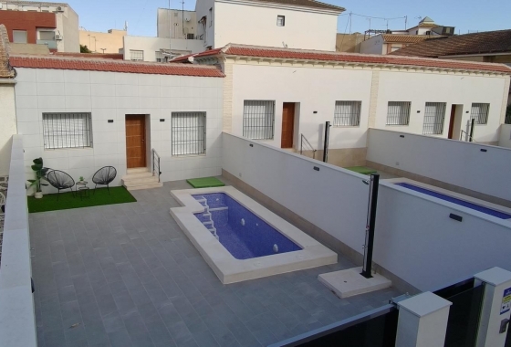 Neue Gebäude - Stadthaus - San Javier