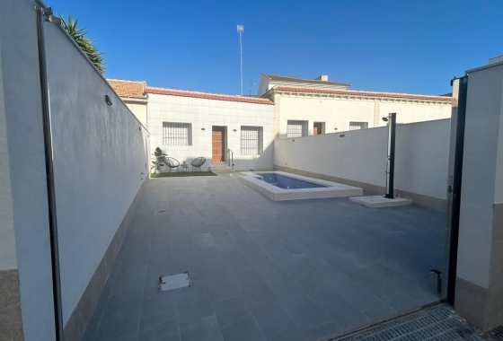 Neue Gebäude - Stadthaus - San Javier