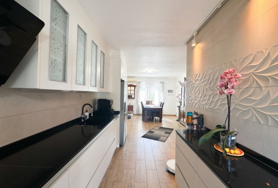 Resale - Townhouse - Torrevieja - Costa Blanca