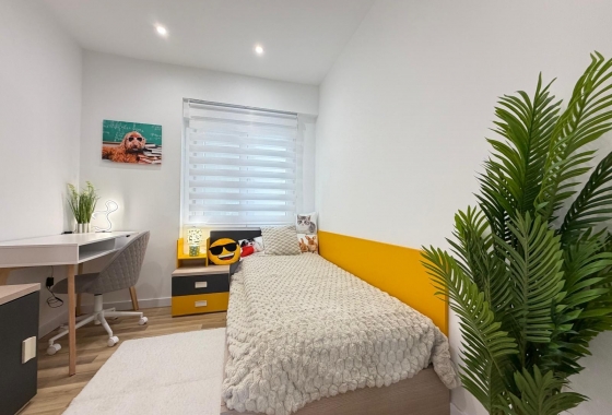 Revente - Appartement - Torrevieja - Centro