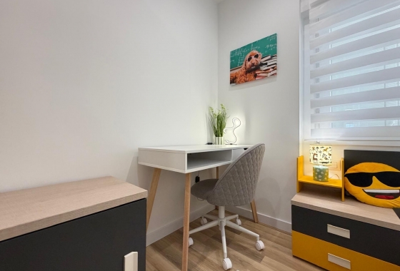 Revente - Appartement - Torrevieja - Centro