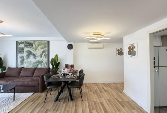Revente - Appartement - Torrevieja - Centro