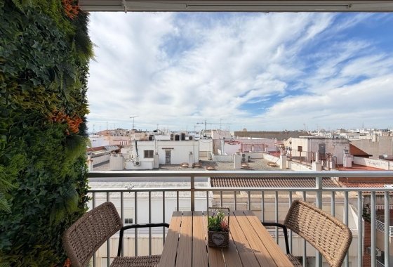 Revente - Appartement - Torrevieja - Centro