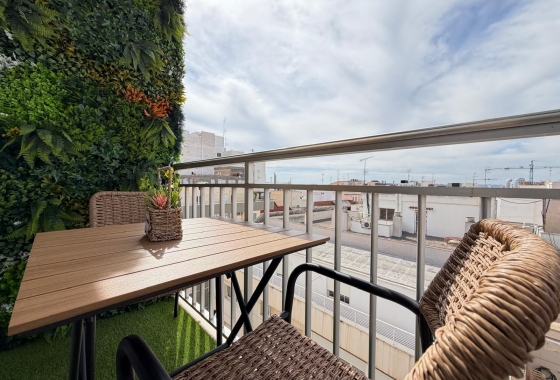 Revente - Appartement - Torrevieja - Centro