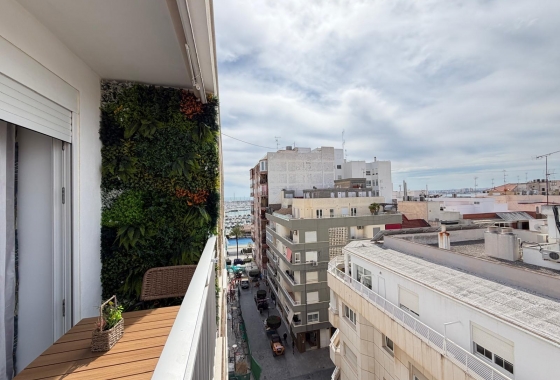 Revente - Appartement - Torrevieja - Centro