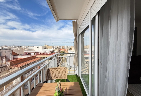 Revente - Appartement - Torrevieja - Centro