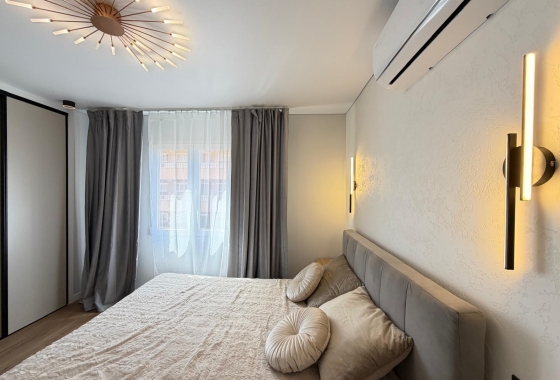 Revente - Appartement - Torrevieja - Punta Prima