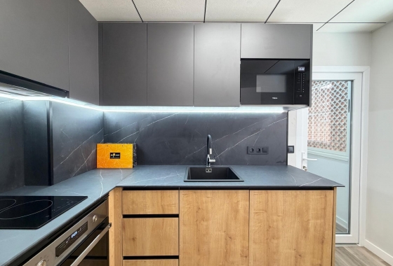 Revente - Appartement - Torrevieja - Estacion De Autobuses