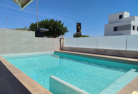 Wiederverkauf - Villa - San Miguel de Salinas - Inland