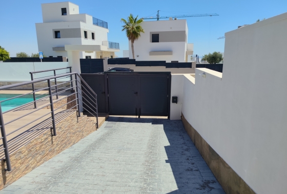 Wiederverkauf - Villa - San Miguel de Salinas - Inland