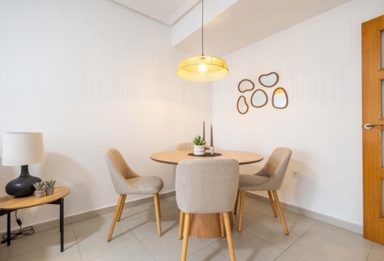 Wiederverkauf - Wohnung - Torrevieja - Las Calas