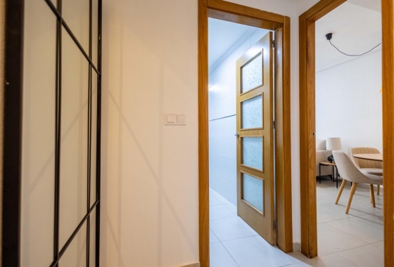 Wiederverkauf - Wohnung - Torrevieja - Las Calas