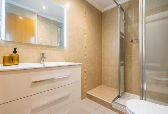 Wiederverkauf - Wohnung - Torrevieja - Las Calas